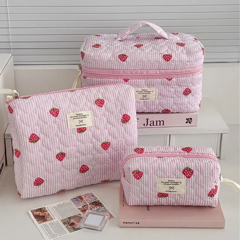 Women Cosmetic Quilted Bag Cute Zipper Pink Strawberry Travel Organizer Toiletry Makeup Storage Pouch Handbag Ladies Zipper Bag