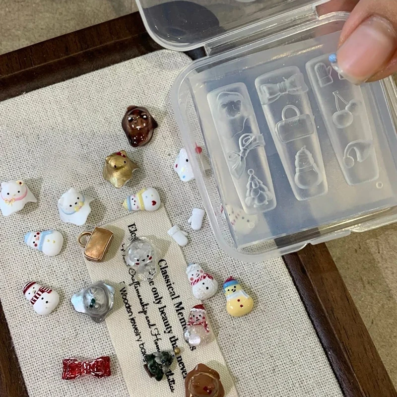 

Christmas Gift Silicone Snowman Nail Carving Mold Nail Decorations Nails Diy Design Stereoscopic Stamping Plate Manicure Tools