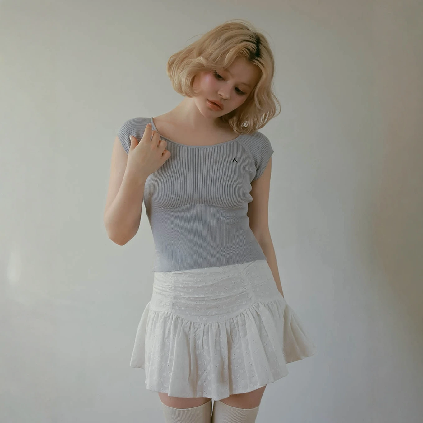 

Knot Ba f Sve Knitted T-irt Pure Desire Summer Commute Sle Slim Fit round Ne ort Sve Top for Women