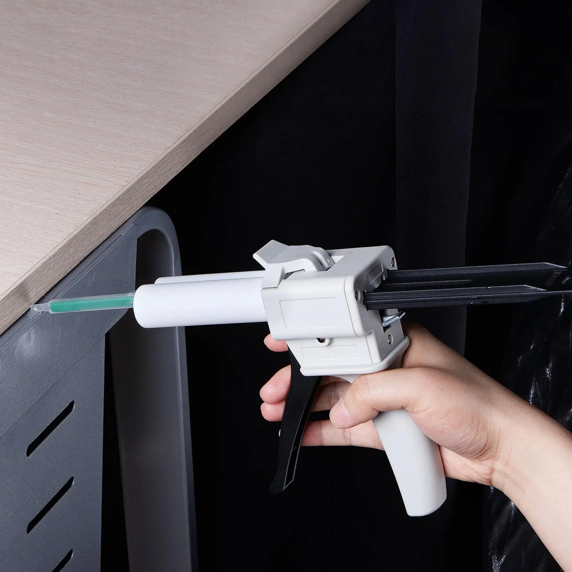 50ml AB Adhesive Dispensing Gun Dual Cartridge, Two Component Epoxy Glue Gun 1:1 1:2 Ratio Manual Caulking Dispenser