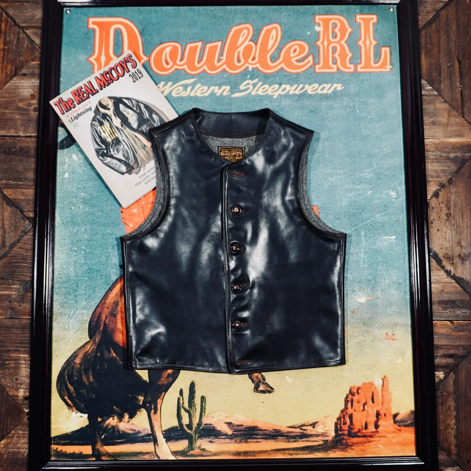 

Ретро-американский кожаный жилет для мотоциклистов из натуральной кожи растительного дубления, с круглым вырезом, облегающий крой, размер M