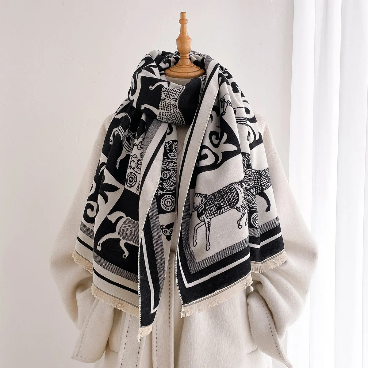 Women Faux Cashmere Double Sided Scarf Vintage Grid Steed Horse Print Fringe Long Wrap Scarf Soft Reversible Neck Shawl Elegant