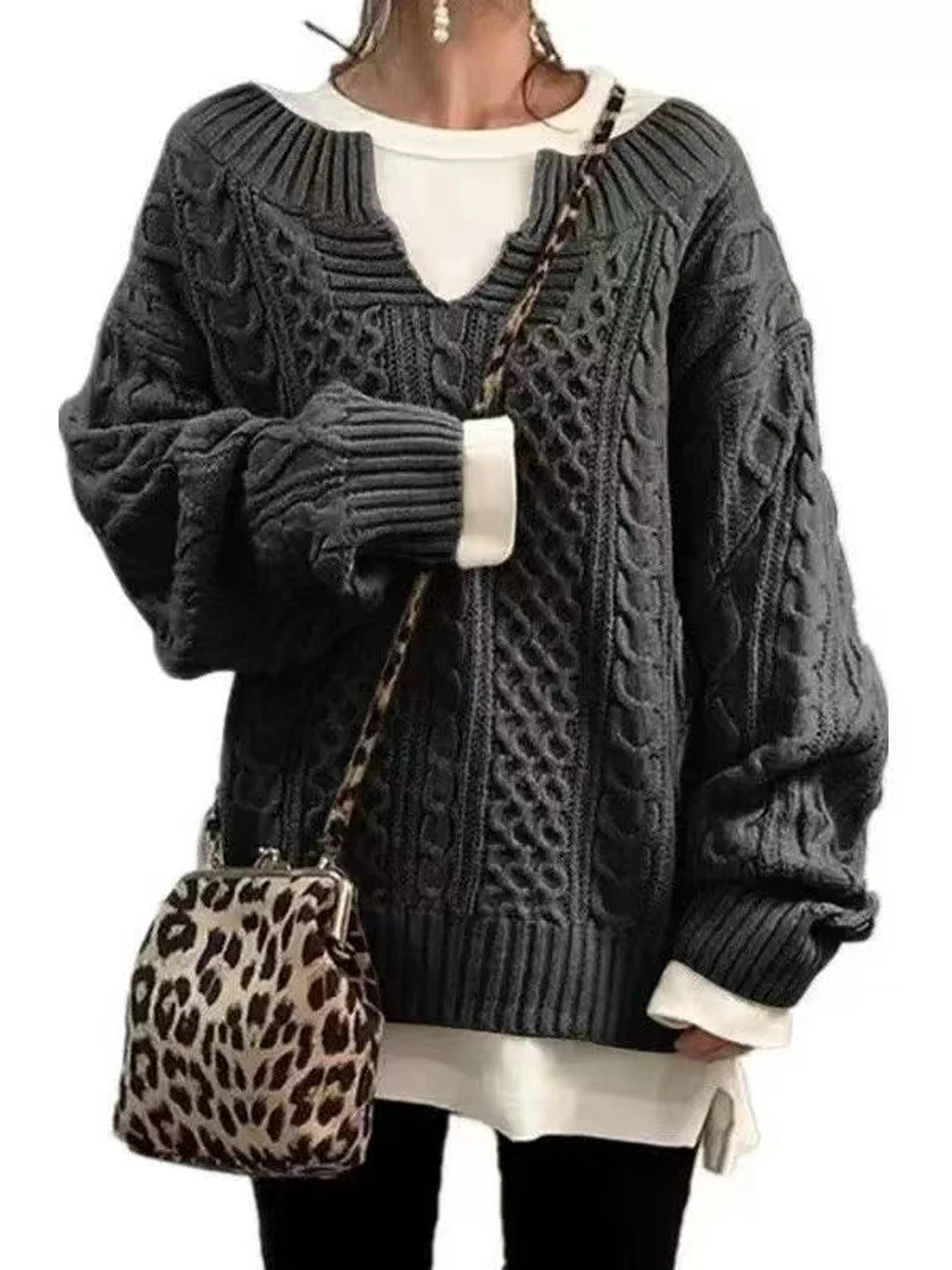 plus Size Women's Soft V-Neck Knitted Sweater Autumn Winter Casual Loose Twist Top American Retro Coffee Color MM Beauty