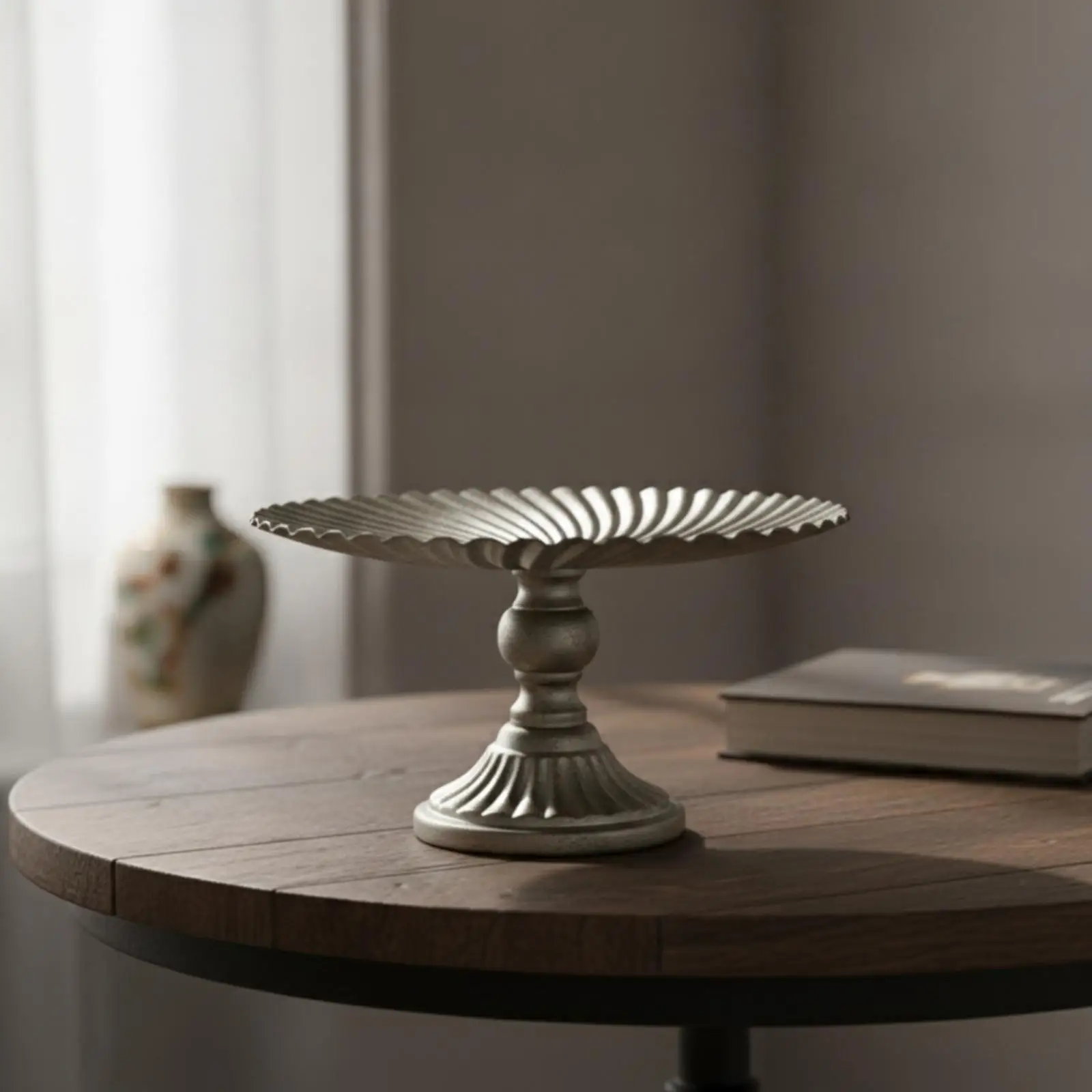 Metal Pedestal Tray Fluted Tray with Pedestal Elevated Stand with Feet for