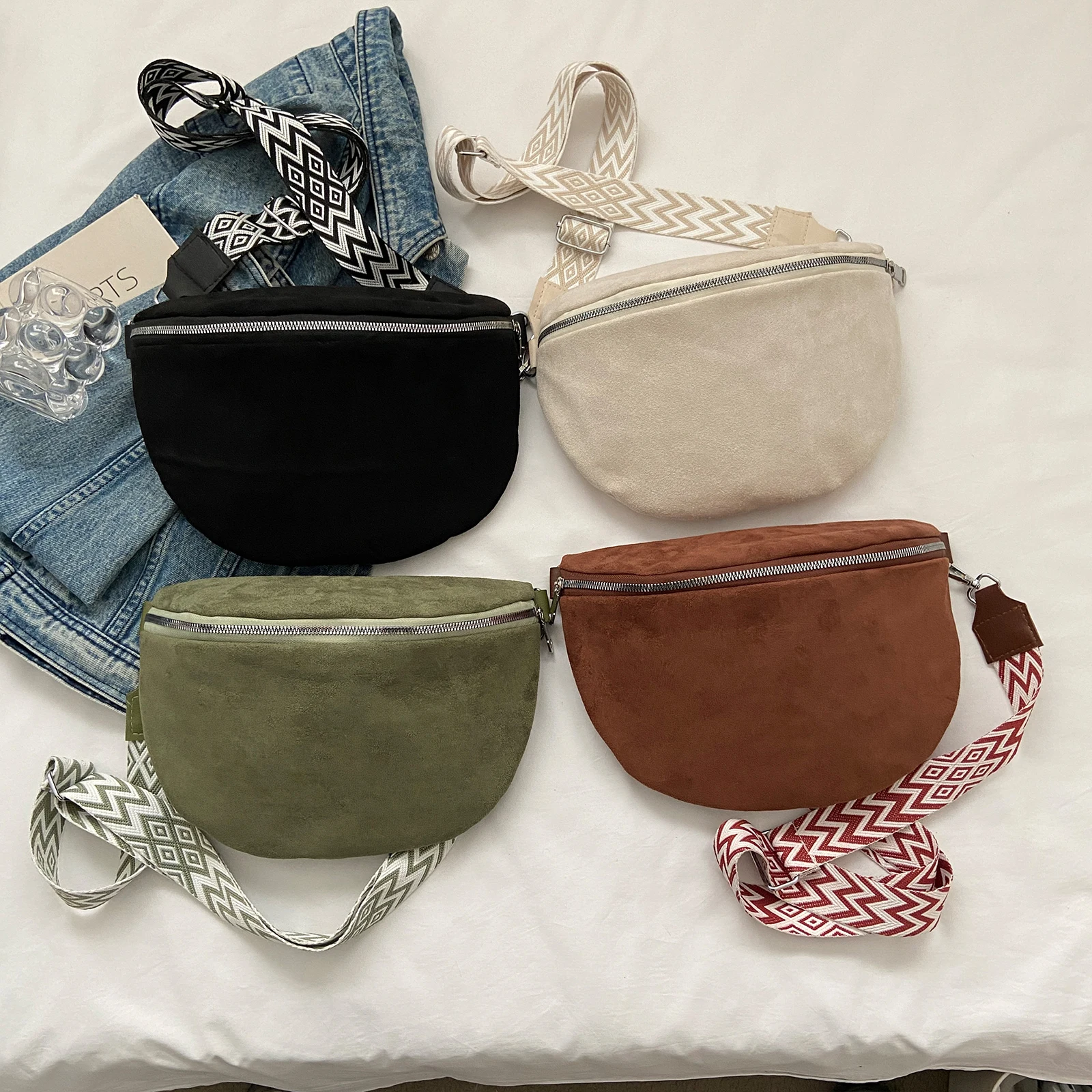 

Women Stylish Hobo Bag Solid Color Chest Bag Half Moon Crossbody Bag Adjustable Wide Strap Fashion Waist Bag for Travel Shopping