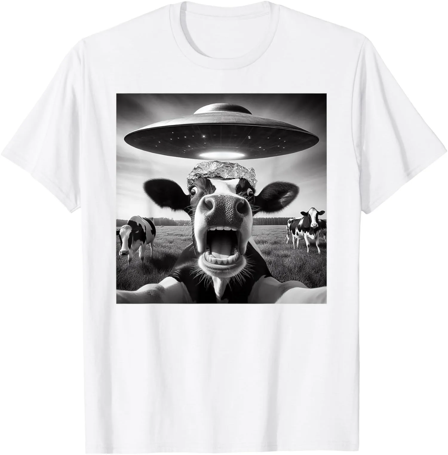 Funny Cow Abduction By Ufo Selfie Hilarious Alien Unisex T-Shirt