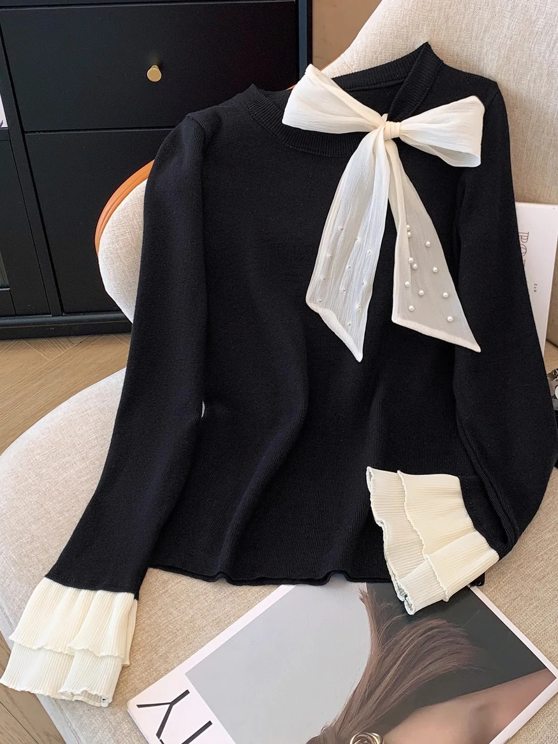 

French Style Knot Spliced Knitwear Women's Autumn Winter New Bubble Sleeve Quality Base Shirt Top Medium Softness