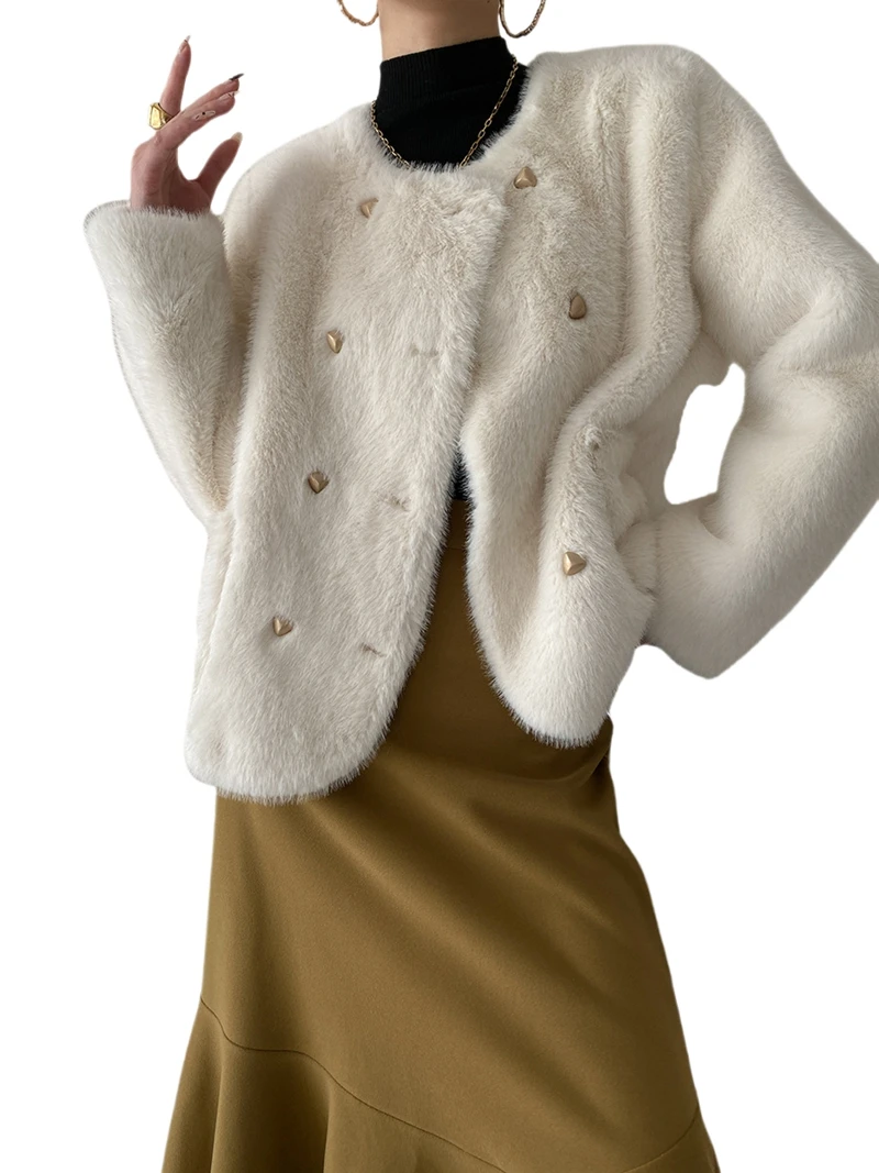 The stylish golden buckle gradient eco-friendly fur coat from Night Paris is a new autumn and winter collection with a strong se