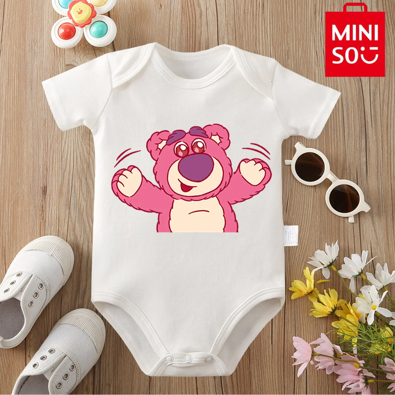 

MINISO 100% Cotton Bodysuit Soft Lotso Bear Print Baby Cloths Best Gift for Baby Onesie Jumpsuit for 0 To 12 Months Newborn