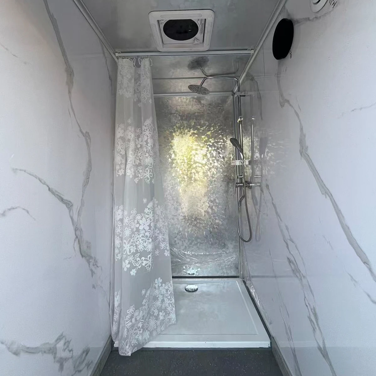 Portable Steel Mobile Bathroom - Outdoor Camping Venues 评论和价格