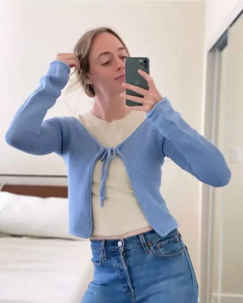 

Summer New Fashionable and Versatile Hook Flower Knitted Cardigan for Women, Stylish and Skinny, Short Air Conditioning