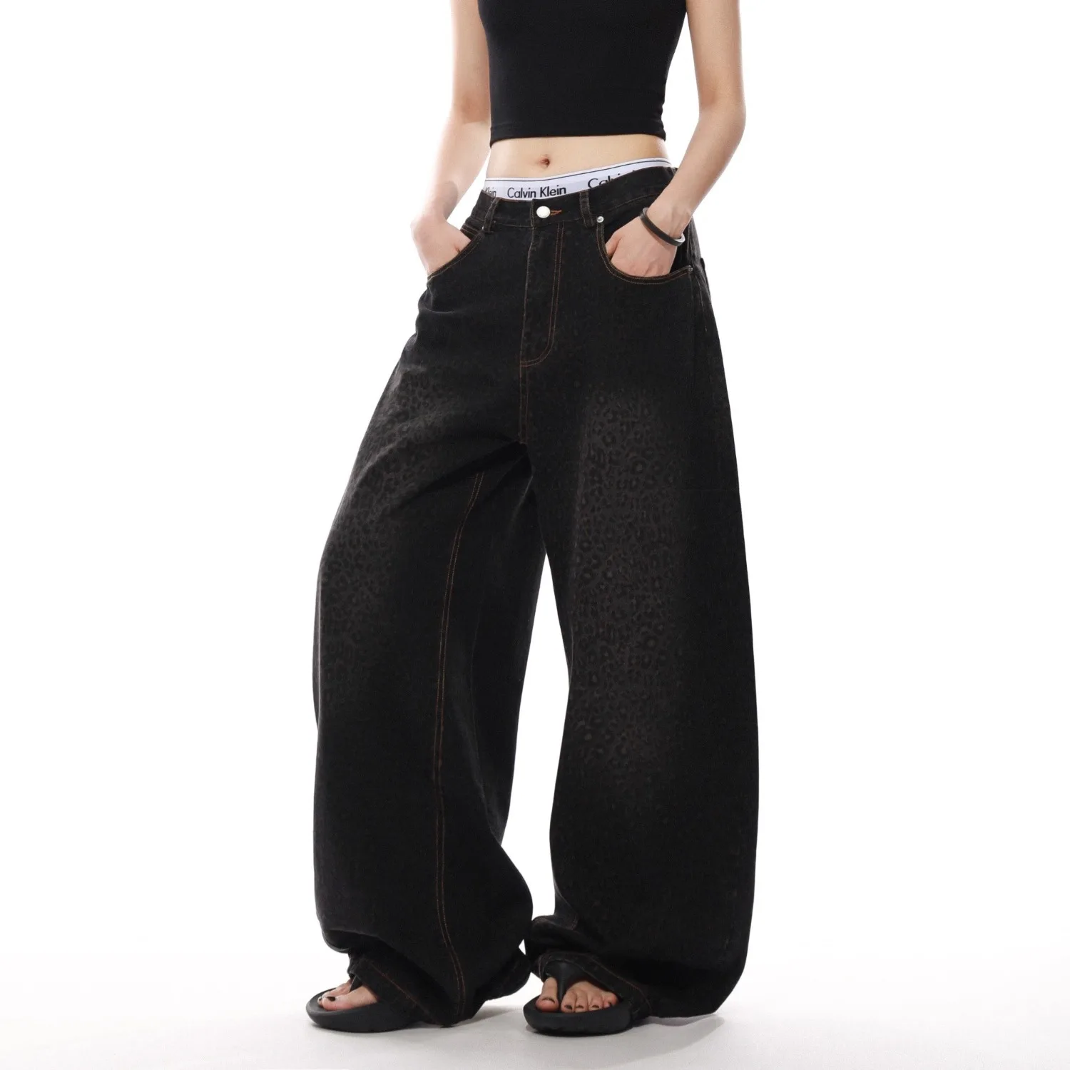 

Unisex Jeans 2026 Spring Autumn Vintage Women Leopard Print Jeans Washed Distressed Vibe Style Wide Leg Loose Curved Pants