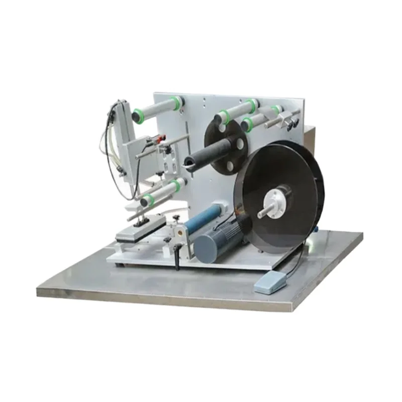 Semi-automatic transparent date marking machine Automatic labeling machine Universal round bottle labeling machine