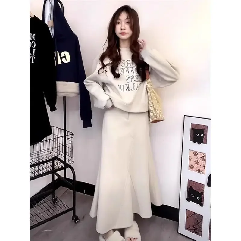 عارضة طويلة الأكمام إلكتروني طباعة جولة الرقبة البلوز مجموعة المرأة سليم صالح ذيل السمكة تنورة صغيرة قطعتين دعوى الخريف الأزياء #4