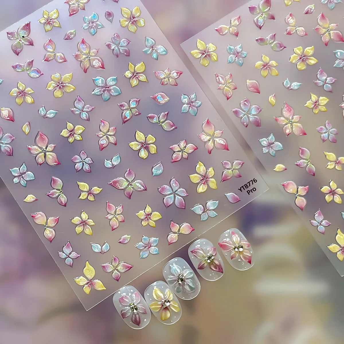 Exquisite Gradient Flower Nail Stickers Five Petal Flower Pattern Design Self-adhesive Nail Decoration Stickers Nail Accessorie