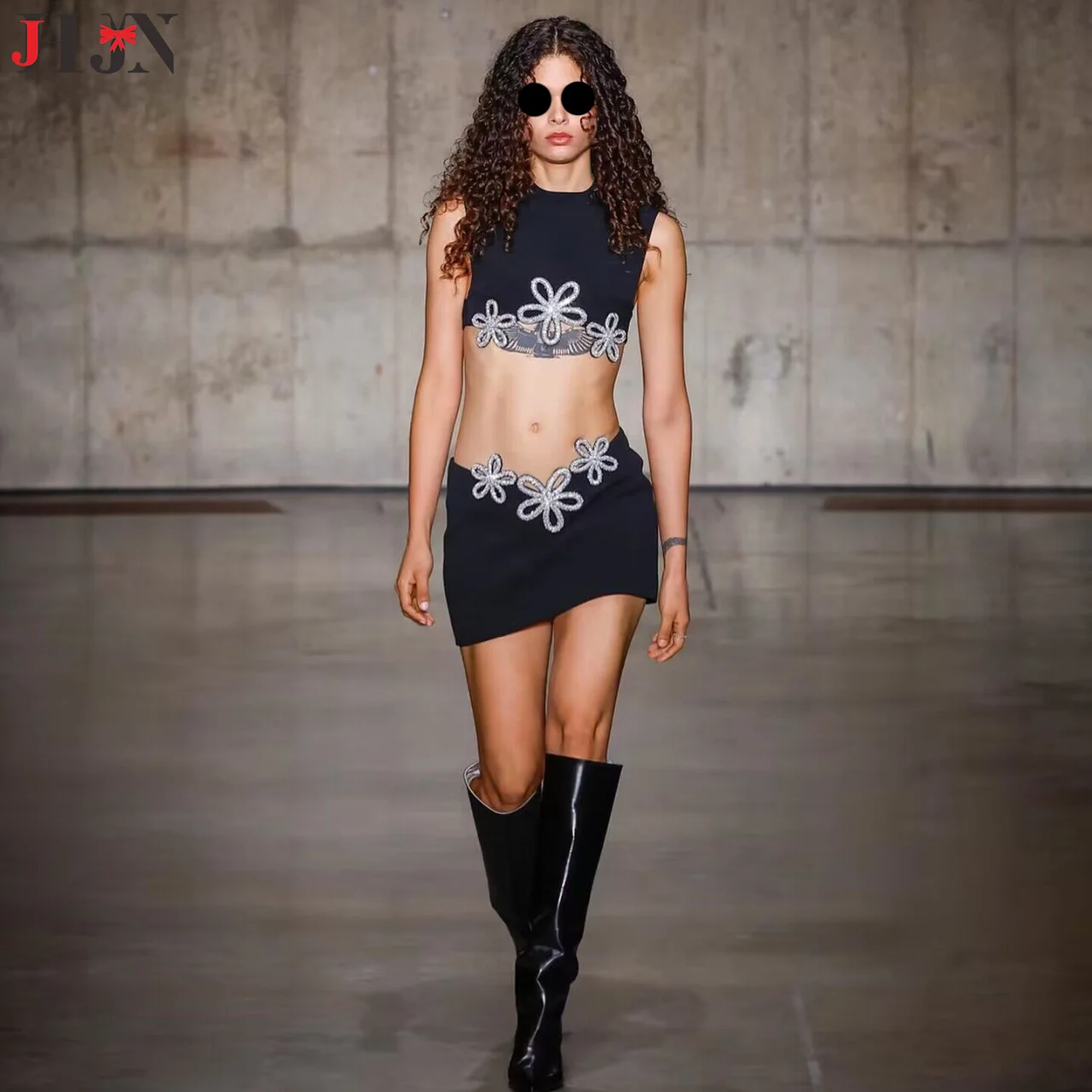 

2-Piece Set Hot Sweetheart Sexy Cultivate One's Moral Character Hot Girl Women's Clothing Tank Top Low Waist Skirt Bandage Dress