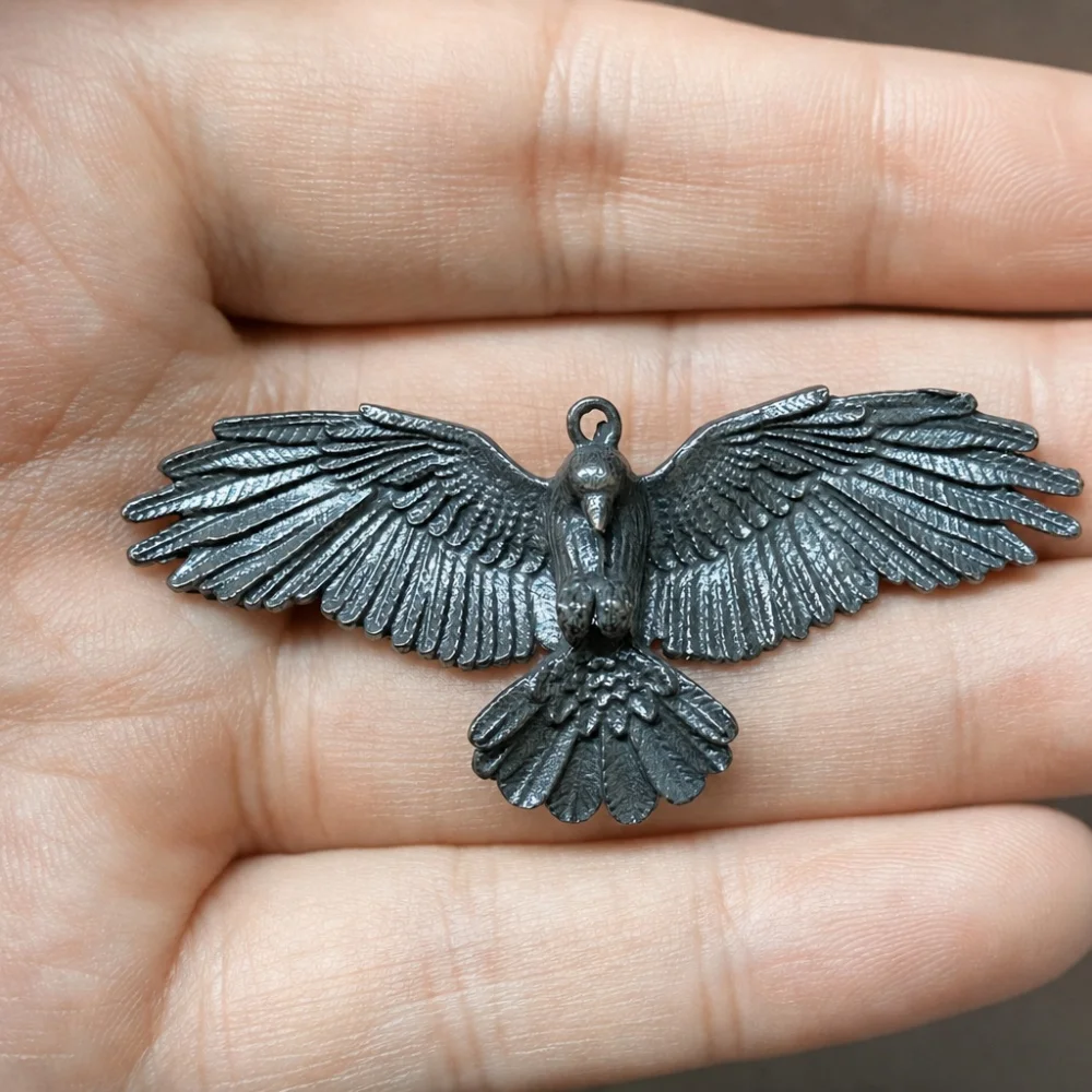 Antique Metal Raven Bird Miniature Figurine Flying Eagle Style Model Diorama Scene Bonsai Micro Landscape Decoration
