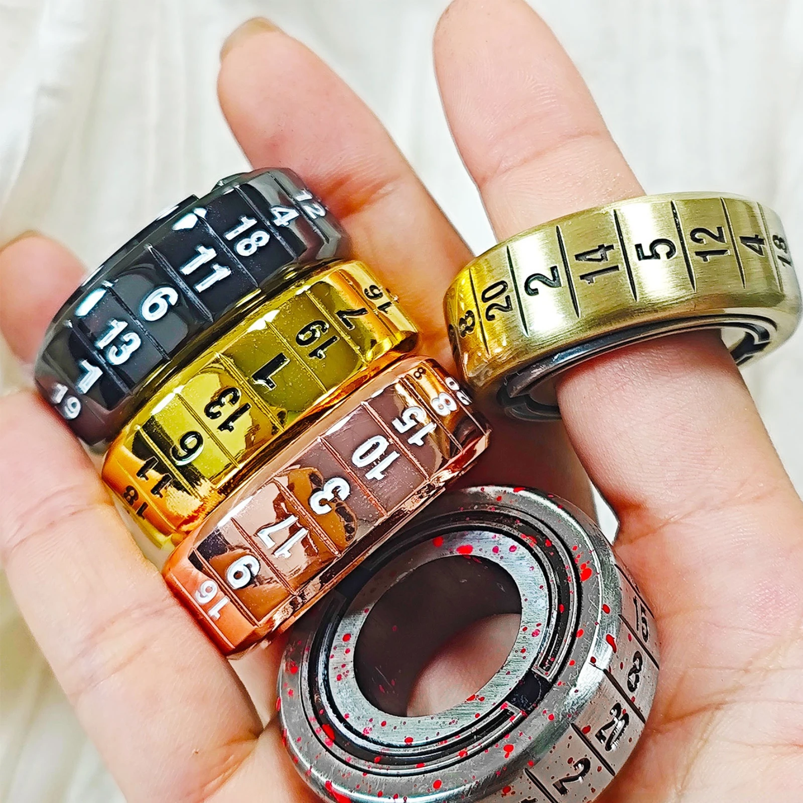 

D20 Spinning Ring Dice Polyhedron DND Gyro Dices for Dungeons & Dragons Stress Relief D20 Ring RPG COC Dices Tabletop Games Dice