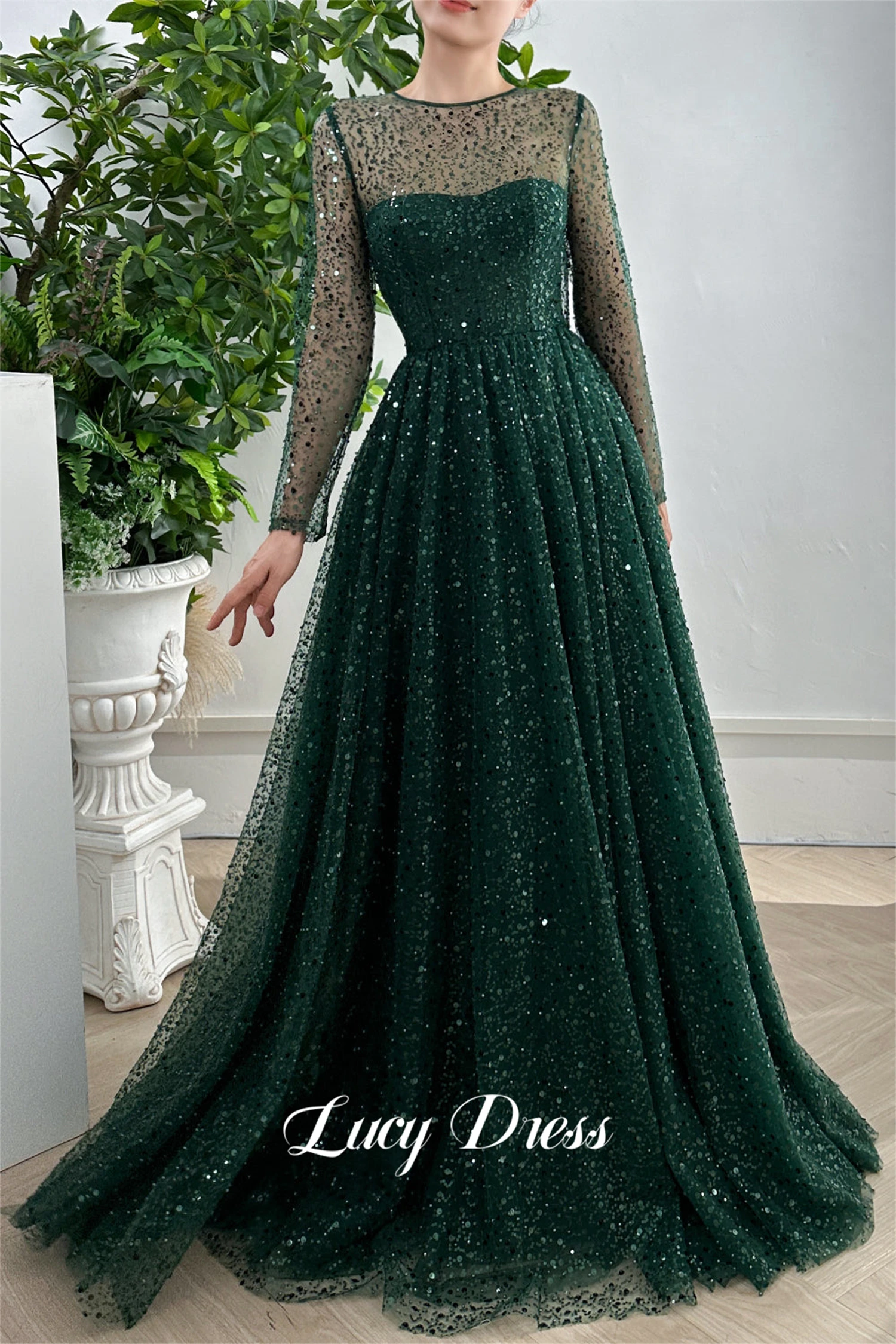 Lucy Grace Green Formal Dress Evening Bead Embroidered Fabric Line A Ladies Dresses for Special Occasions Wedding Prom Party