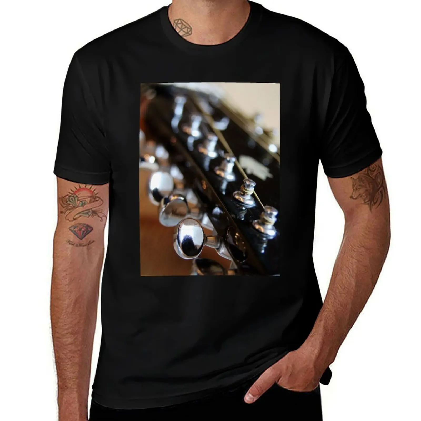 

This old Guitar T-Shirt korean fashion baggy shirts plus size tops mens vintage t shirts