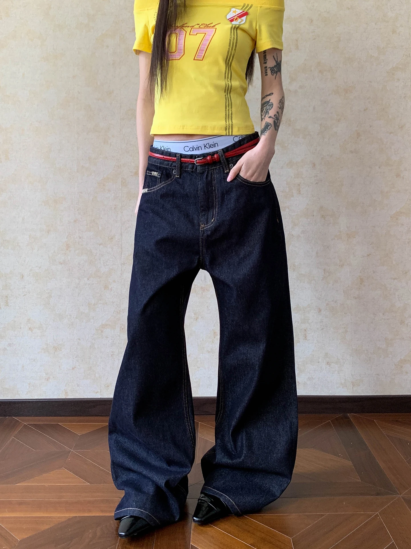 

Джинсы Apocket в американском ретро-стиле, оригинального цвета, с эффектом потертости, для мужчин и женщин, свободного кроя, визуально стройнящие, универсальные, модные, из хлопка