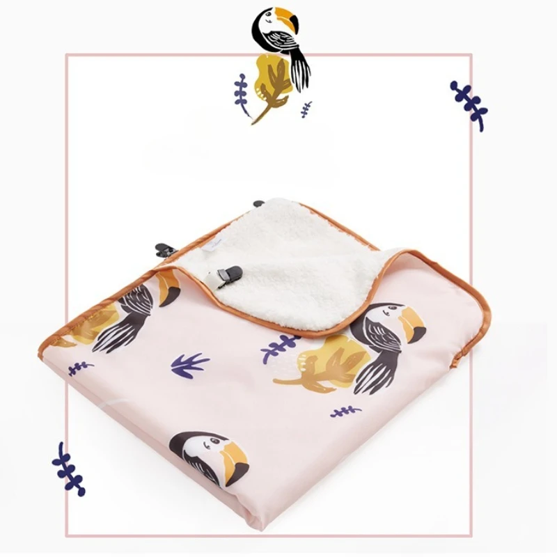 بطانية بغطاء مقاوم للرياح لعربة الأطفال مع مطبوعات لطيفة للأولاد والبنات، بطانية مقاومة للماء للأطفال لحاف الهالوين