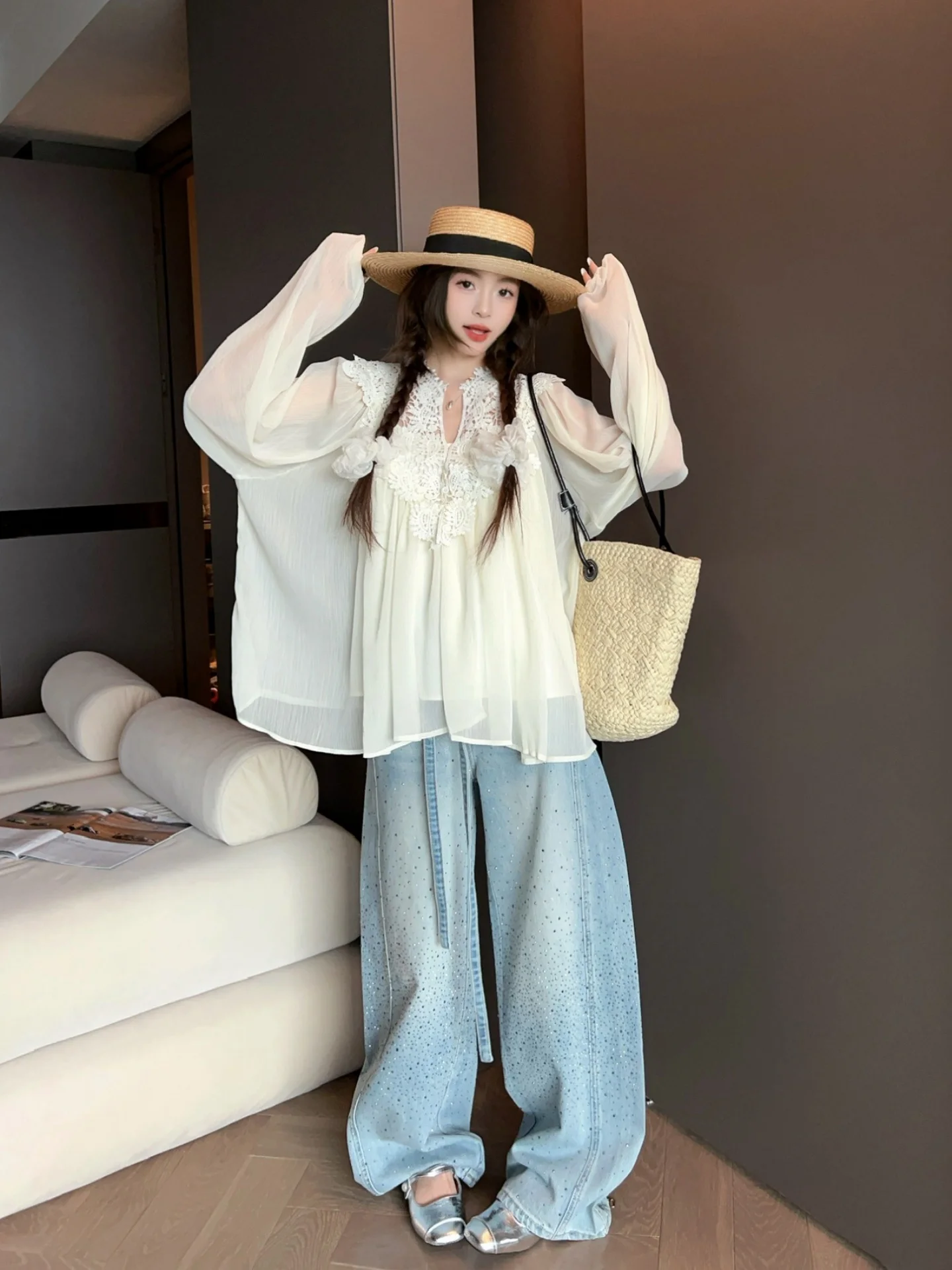 

Комплект из двух предметов MRS SHAO: модный шифоновый топ с V-образным вырезом и бретельками, женский, ранняя весна 2026, свободный крой, для офиса, с длинным рукавом