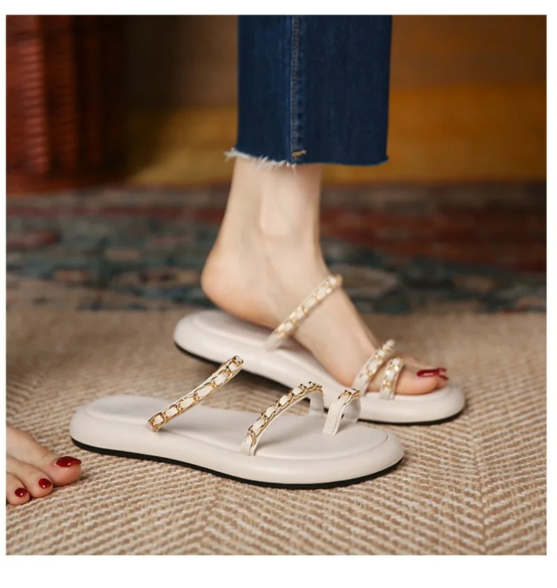 2024 Woman Trend New Summer Gold Buckle Women Slipper Fashion Slip on Ladies Flip Flops Flat Heel Outdoor Casual Sandalias