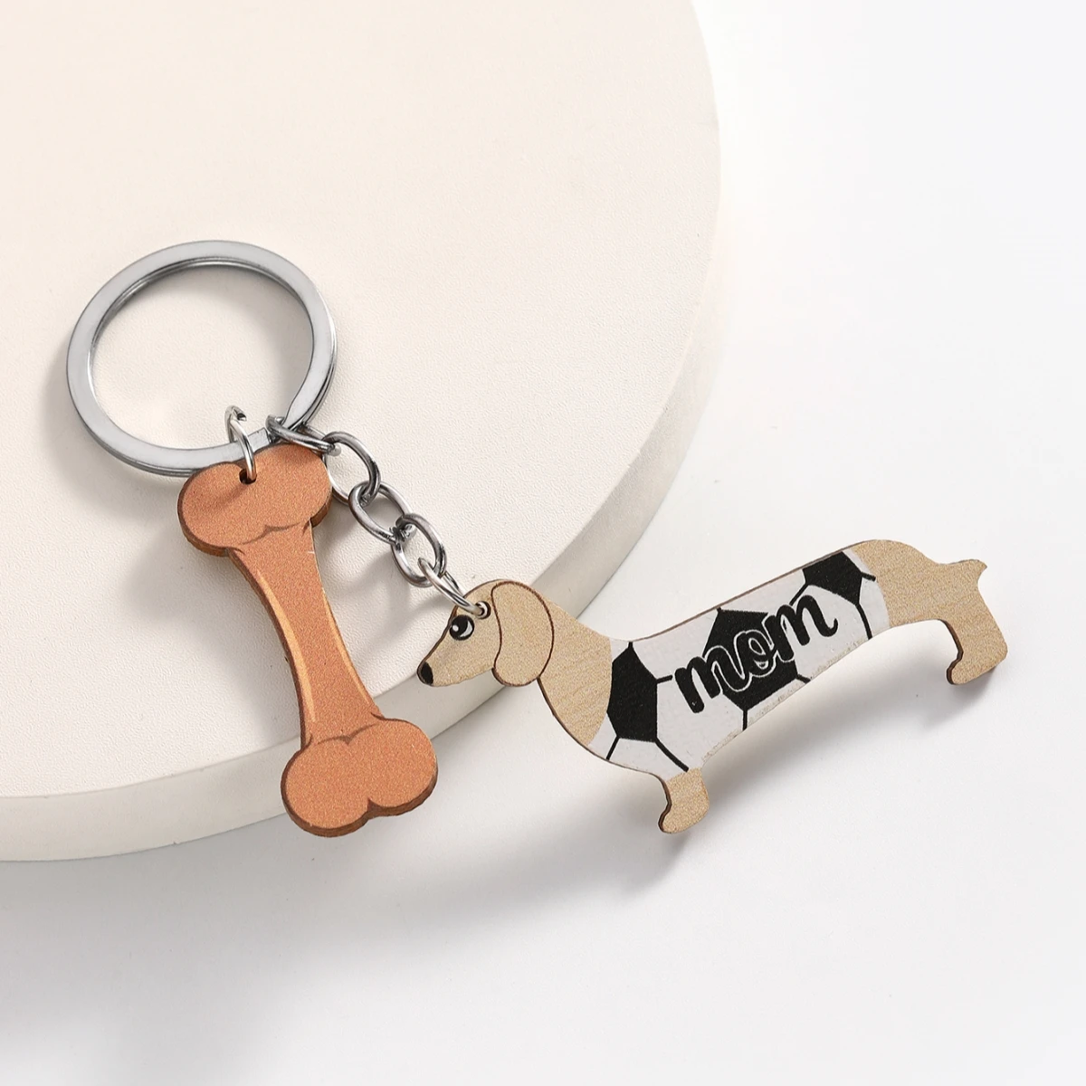 1Pc Wood Sports Series Dachshund Dog Keychain Cute Animal Key Chain Ring Bag Backpack Charm Car Key Pendant