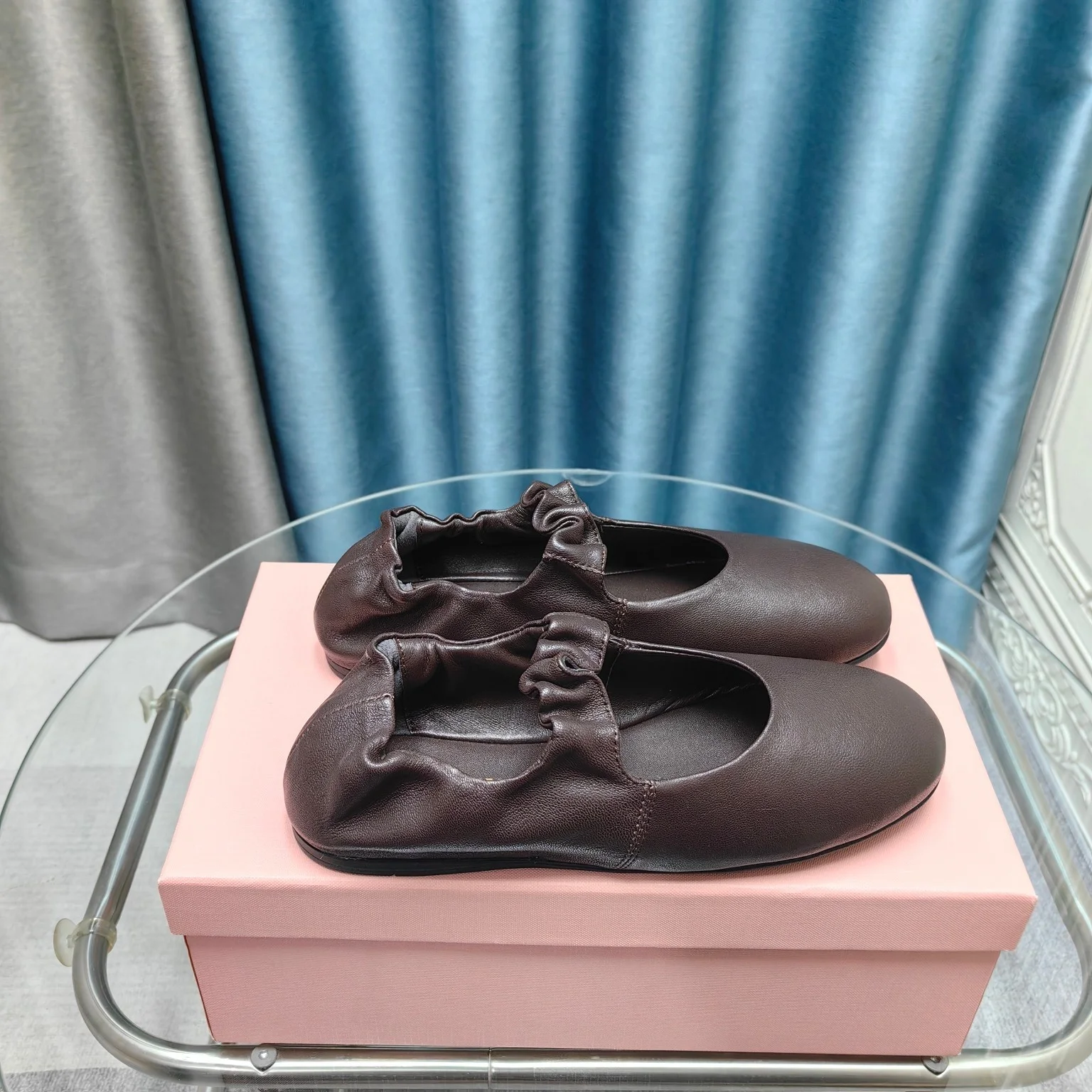 2026 High Quality Autumn women shoes round toe flat shoes ruffle strap elegant daily footwear ch24090861
