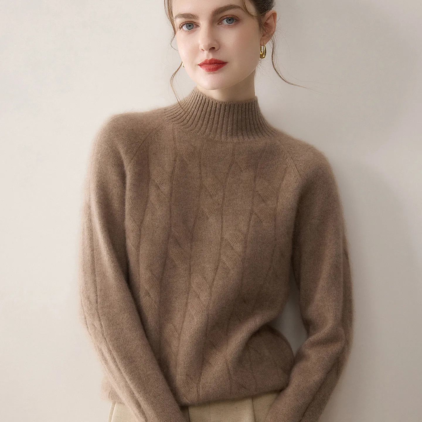 In winter, 100% pure cashmere double-stranded shoulder twisted half-high-necked women's knitted cashmere sweater