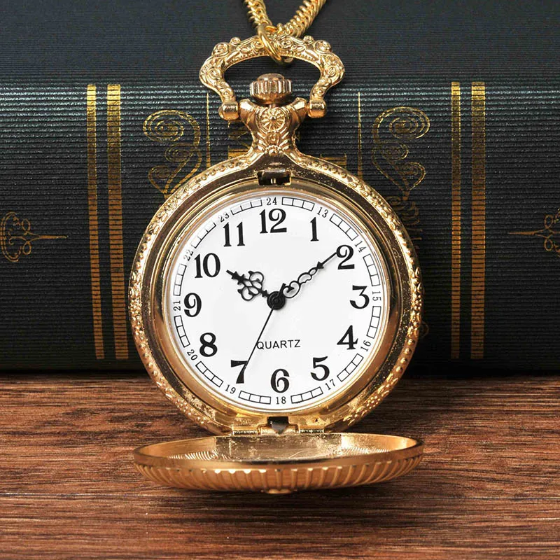 Flip Pocket Watch Luxury Vintage Golden Letter G Round Pocket Watch Antique Quartz Watches Chain Pendant Necklace Unisex Gift