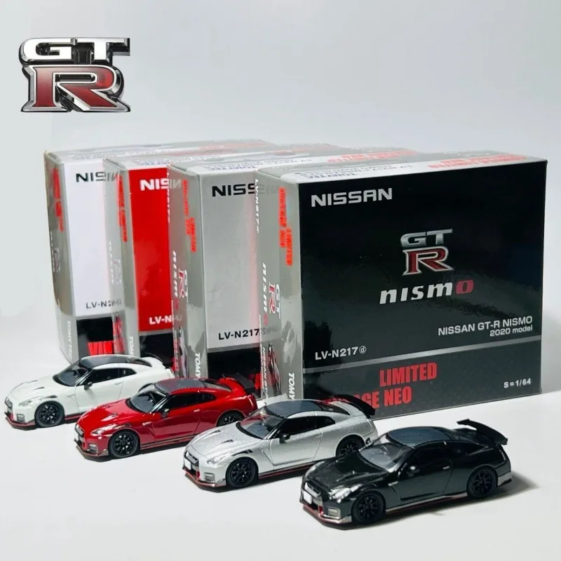 In stock 1:64 N217a/b/c/d GTR 2020 model (mid-year update) alloy replica vehicle model, boy toy gift, room collection statue