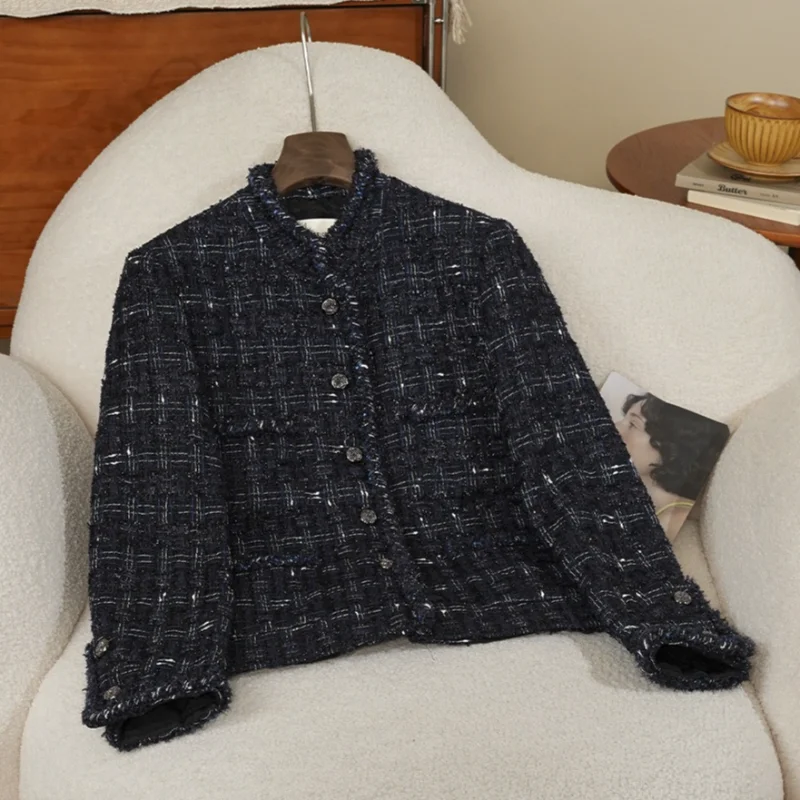 

Новое темно-синее маленькое ароматное клетчатое яркое шелковое пальто с круглым вырезом, женское высококачественное роскошное твидовое французское женское пальто с длинными рукавами