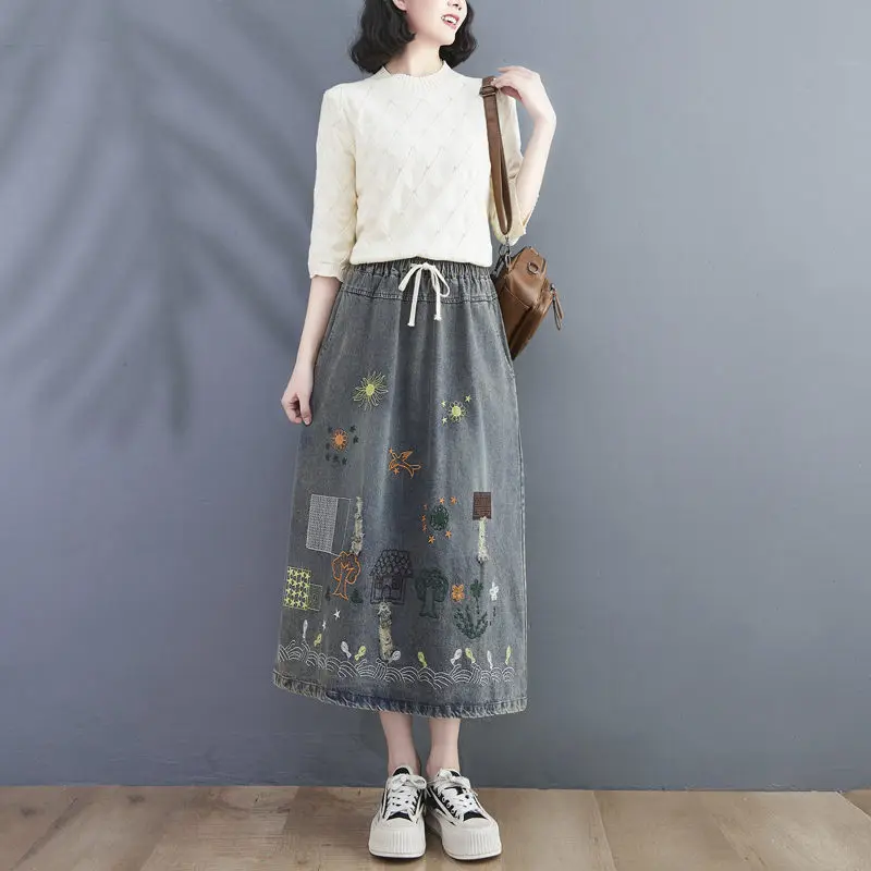 Korean Vintage Embroidered Denim Skirt Slim Versatile High Waist Spring And Autumn A-Type Women Jeans Saias Midi Faldas T048