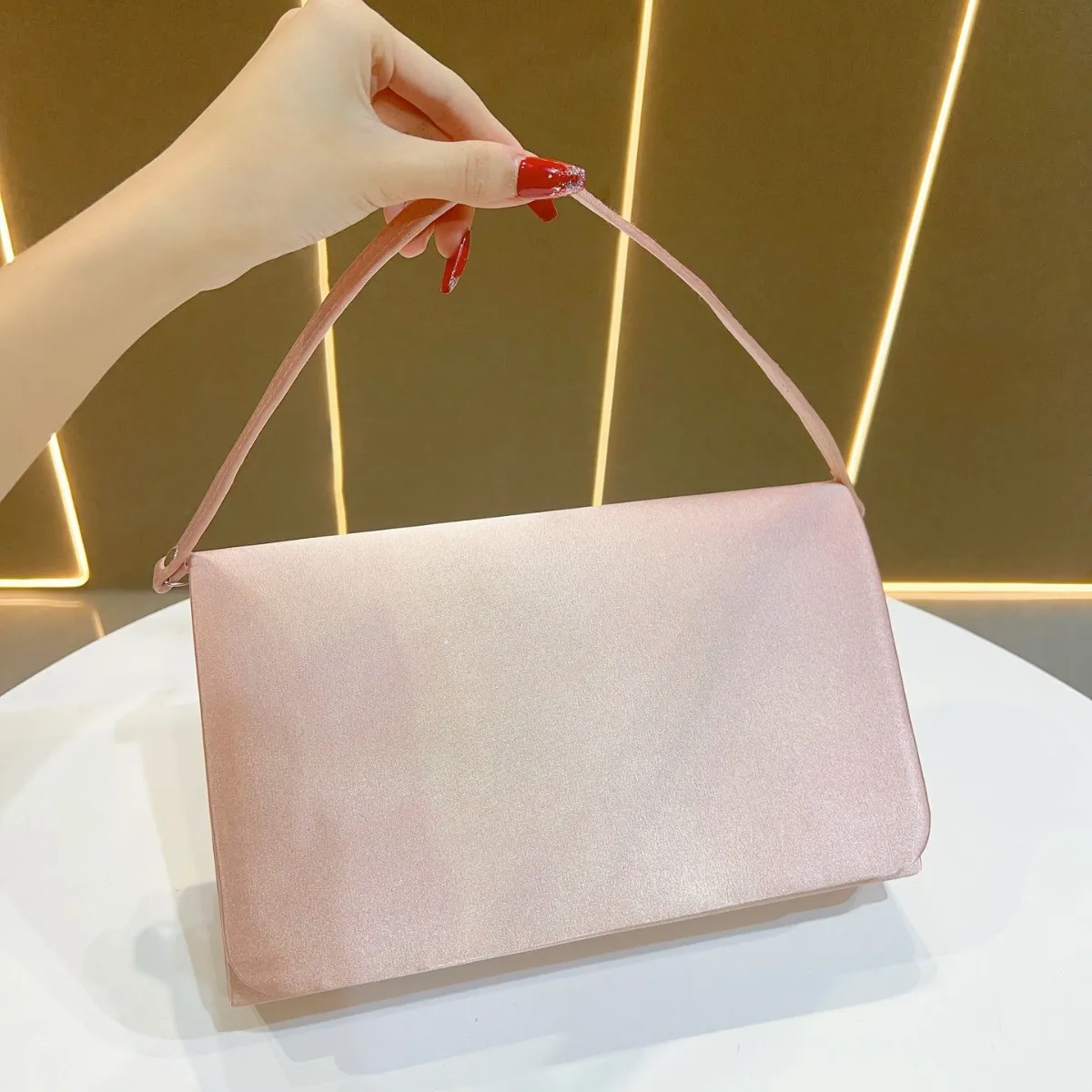 

2025 Single Shoulder Crossbody Handbag, Black Pink Satin High-End Banquet Purse,Elegant Wedding Accessories for Socialite Events