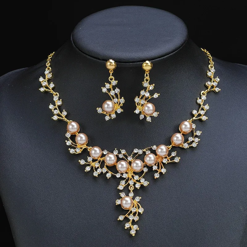 Pearl Necklace Set with Diamond Inlay Necklace Earrings Two-piece Set
