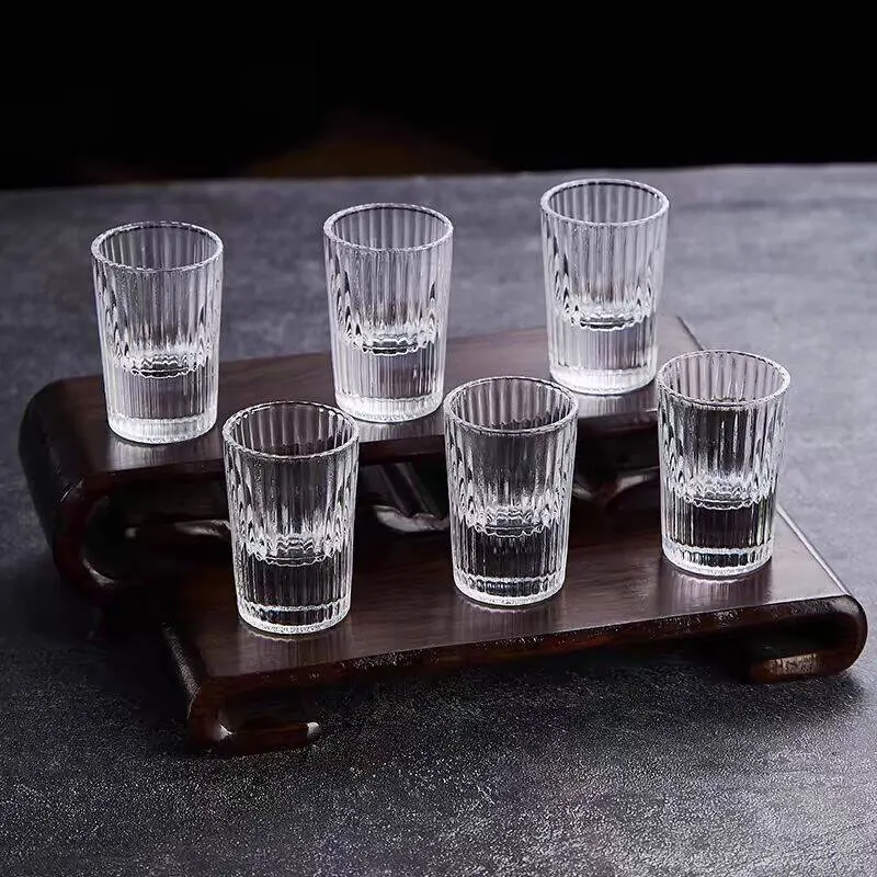Mini Cup White Spirit Cups 6-piece Wine Divider Small Glass Wine Cups Wine Divider Home Creative Wine Utensils Glass Wine Cups