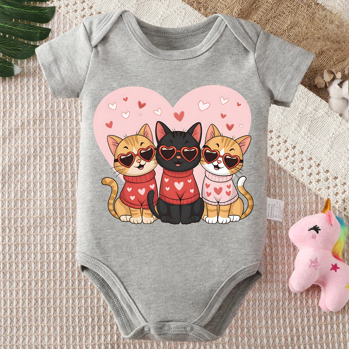 

Хлопковый комбинезон-боди с милым принтом кошки ко Дню святого Валентина, удобный, для новорожденных от 0 до 12 месяцев