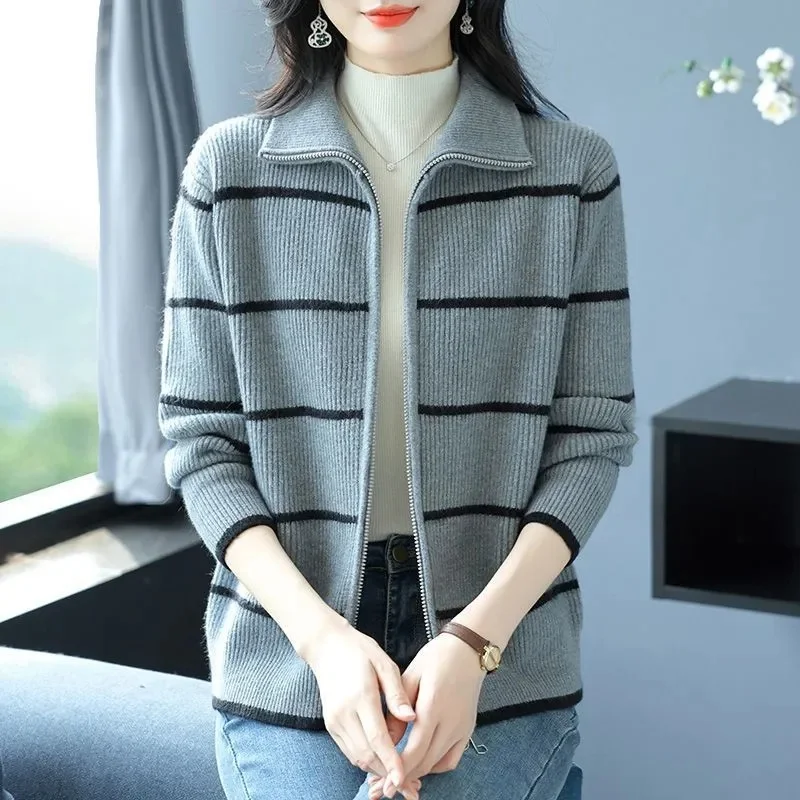 Sweater Rajut Wanita Bergaris Kerah Temperamen Musim Semi Gugur 2025 Baru Kasual Cardigan Resleting Sweater Wanita Jaket Rajut Resleting