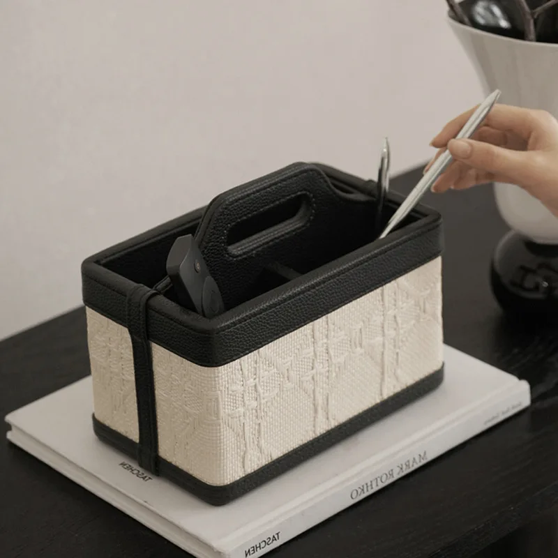 AhunderJiaz Light Luxury Multifunctional Leather Storage Box Remote Control Box Handle for Living Room Home Storage Ornaments