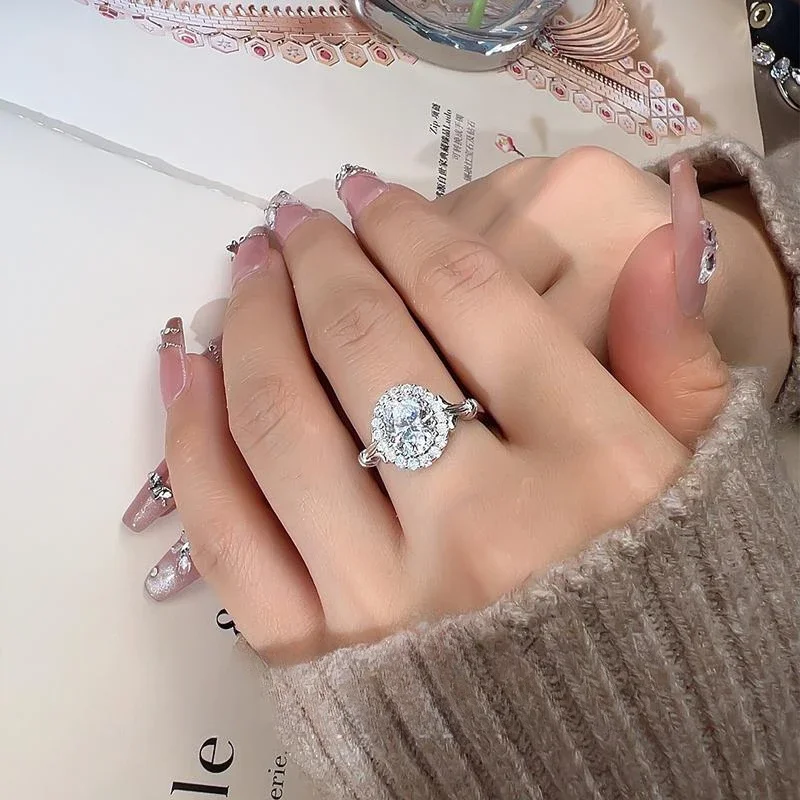 Holding Flowers, Pigeon Eggs, Wedding Ring S925 Silver Wedding, High-end Feeling, Light Luxury, Exquisite and Versatile Ring