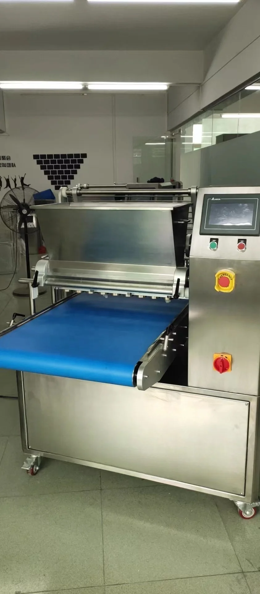 2026 Factory Multi-functional Cook ies Processing Machine Cooki e Depositor Machine Co okies Cake and Biscuit Making Equipment