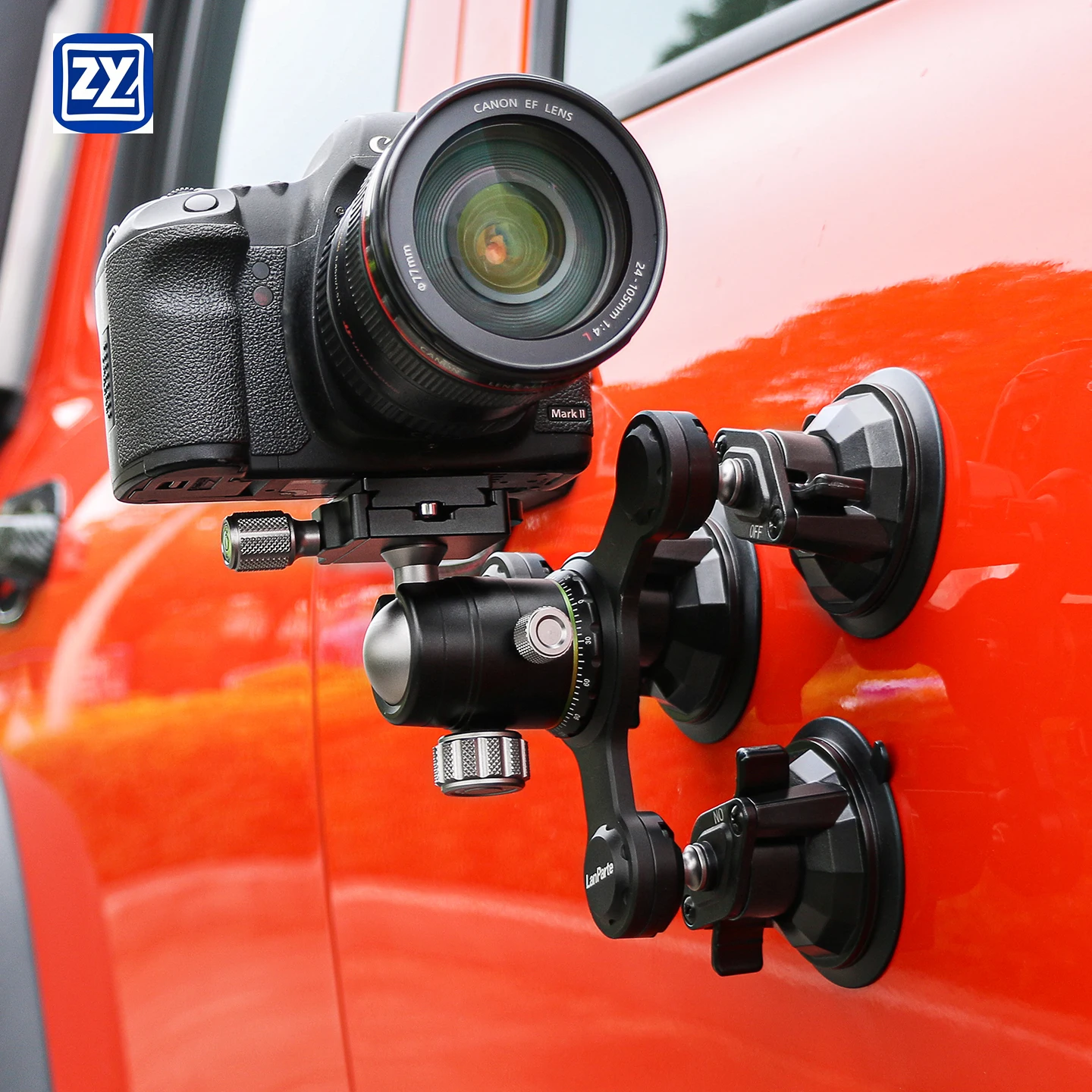 Angle Adjustment High Bearing Triple-Suction Cup Mount 1/4