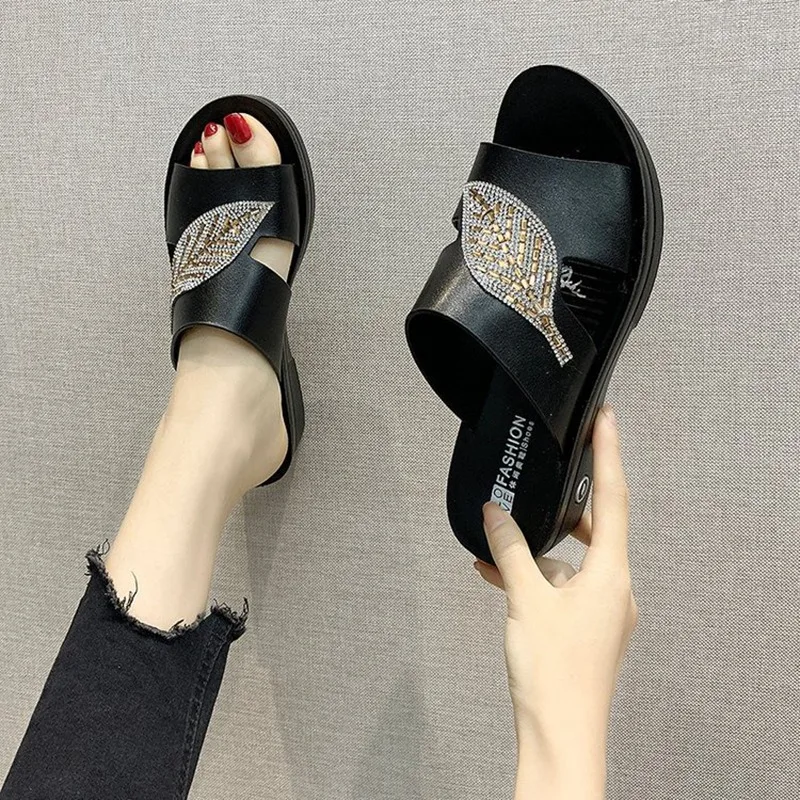 Summer Women New Slippers with Slope with Large Size Middle-aged Elderly Shoes Non-slip Comfortable Fashion Soft Bottom Sandals