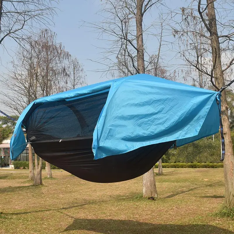 Anti-roll outdoor hammock