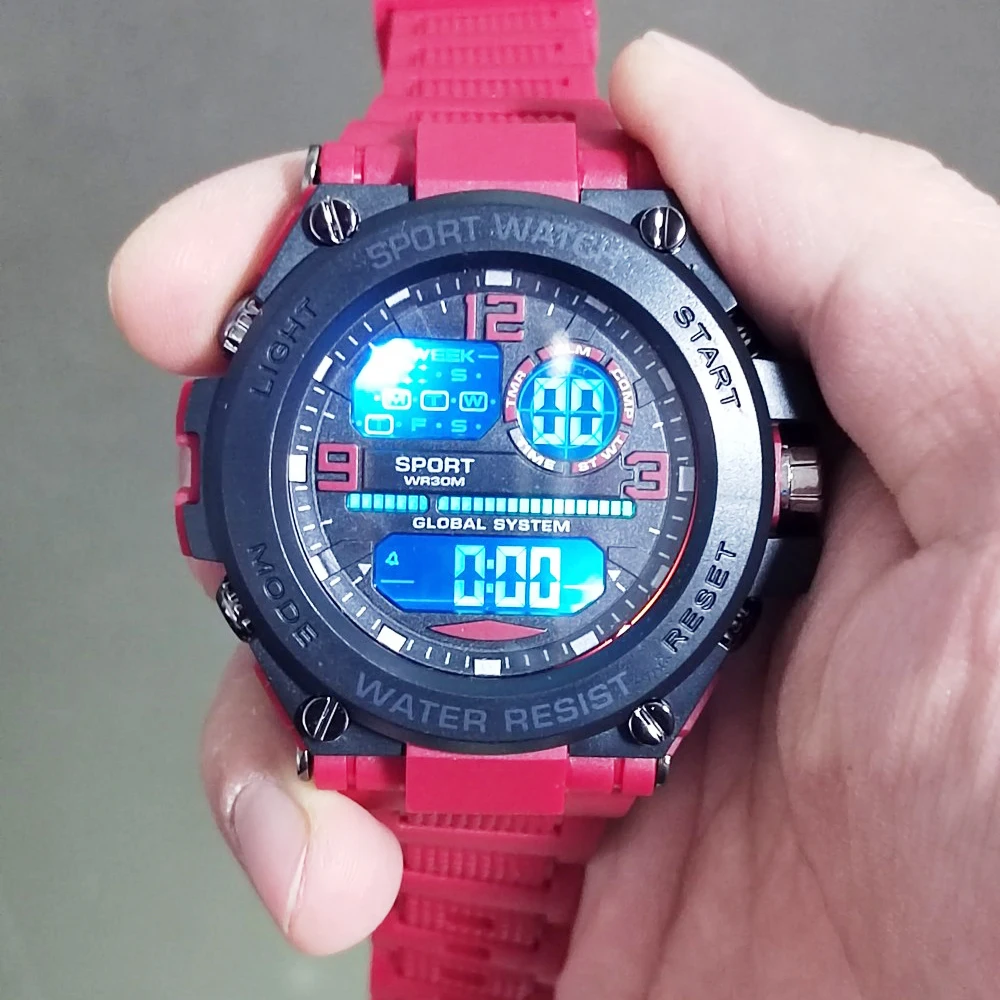 MAYZHISU 남자를위한 방수 전자 시계 야외 남자 스포츠 시계 스톱워치 방수 달력 어린이 디지털 시계 선물