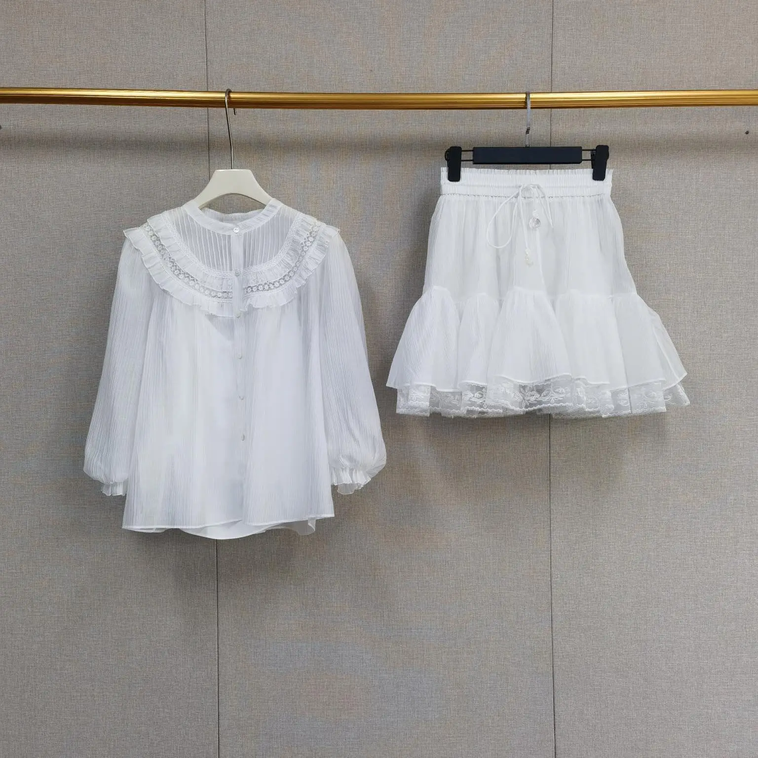 

Elegant Sweet Lace Trimmed Bell Sleeve Top And Half Skirt Set Summer New Arrival Fashionable Women's Clothing Long Sleeve