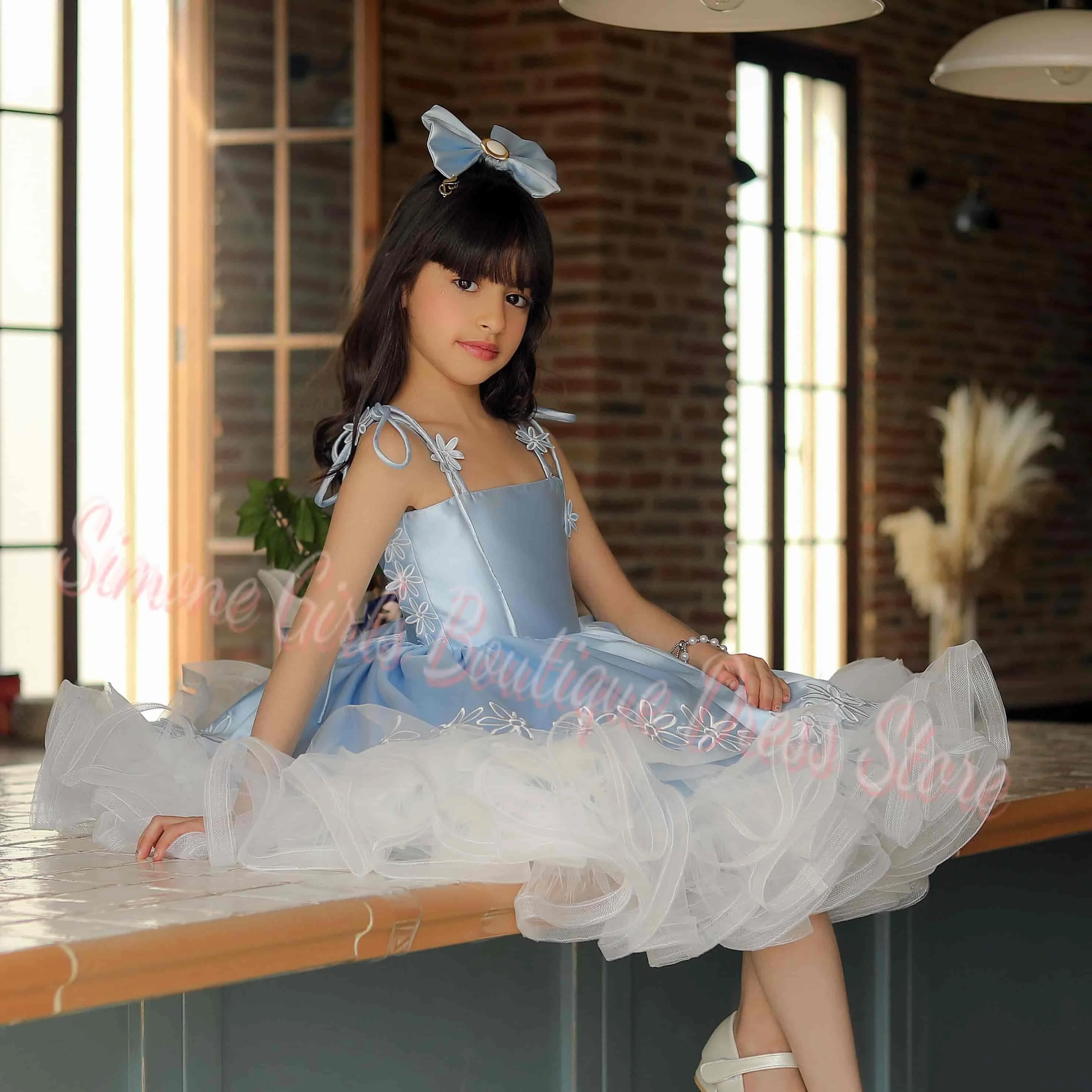 Blue A-line Satin Arab Flower Girl Dress Square Collar Sleeveless Skirt Kid Gown Knee Length Birthday Party Dress Customized