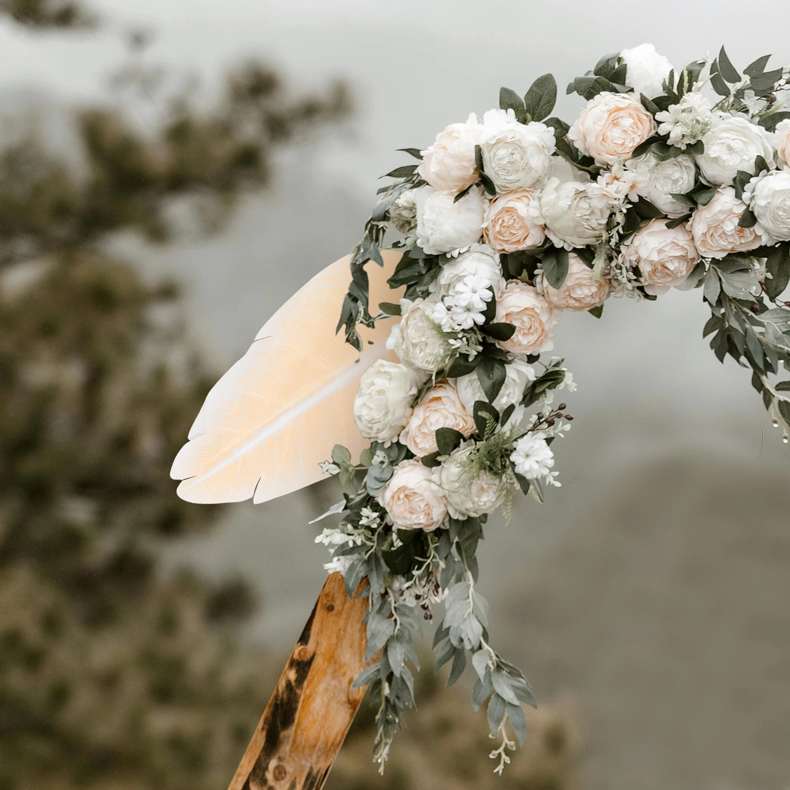 

Lifelike Banana Leaf Artificial Plant Simulation Greenery for Office Home Decor Exquisite Details Wedding Party Arrangement